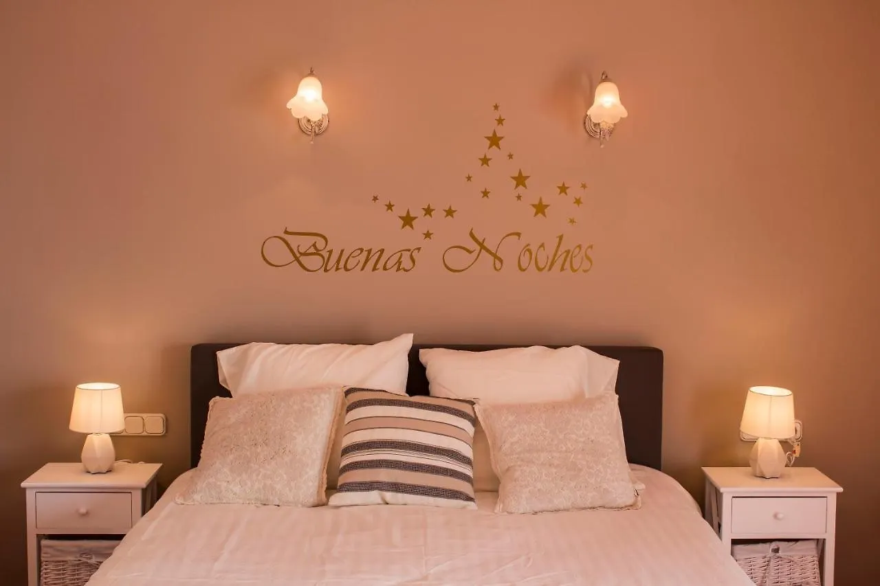 Finca La Vida Tranquila Velez Malaga Bed & Breakfast